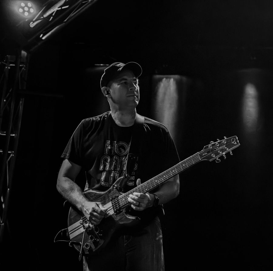 Little Moses Jones live at a casino and resort venue